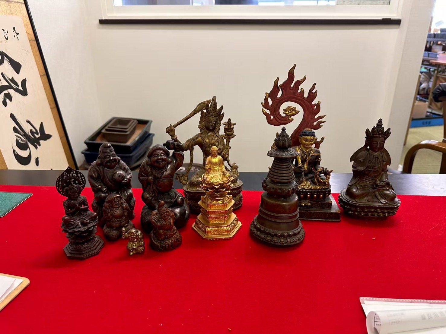 お客さまより、仏像を買い取らせていただきました。